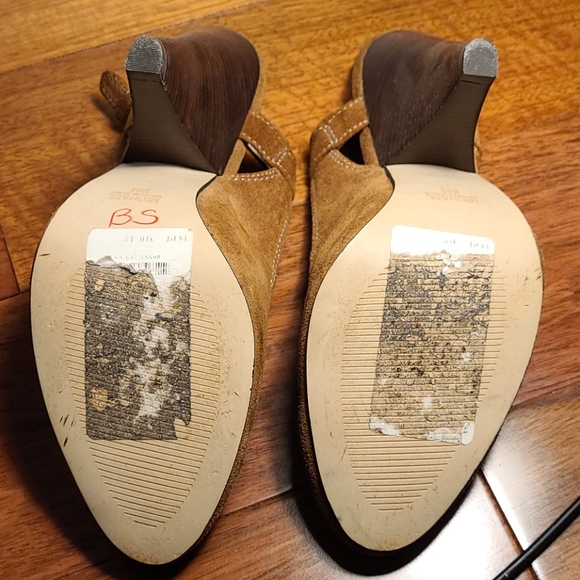 Michael KORS tan suede sling back pumps - Picture 8 of 8